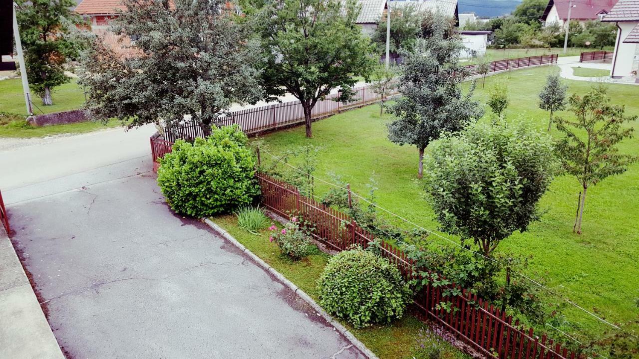 דירות אוטוצאץ Apartman Dubravcic מראה חיצוני תמונה